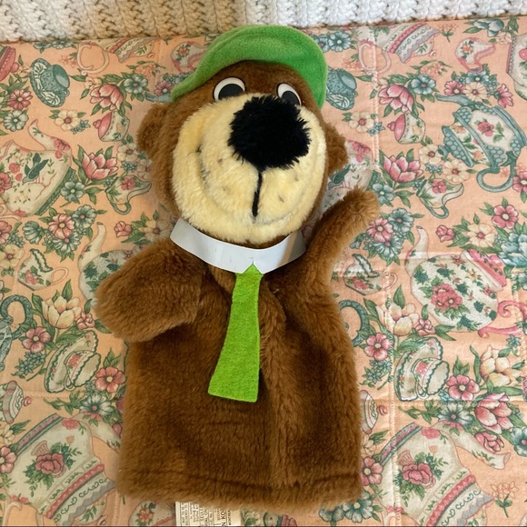 Toys Vintage Yogi Bear Hand Puppet Stuffed Animal Plush Toy 198 Hanna